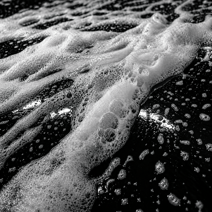 Espuma de THE SILK BATH sobre la pintura